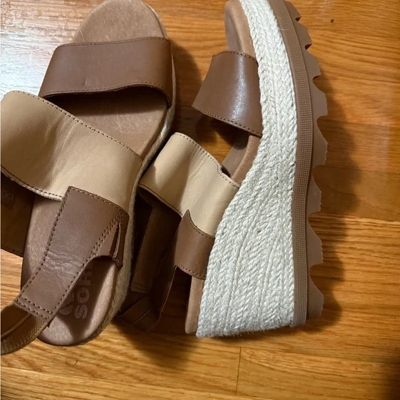 Sorel Women's Wedges - Cream and Brown - Picture 4 of 4